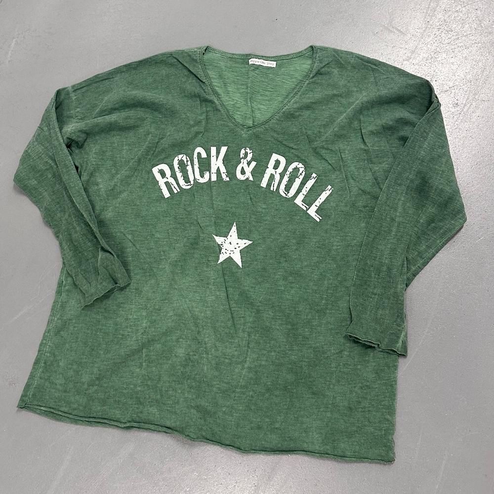 HIPPIE CHIC tee
